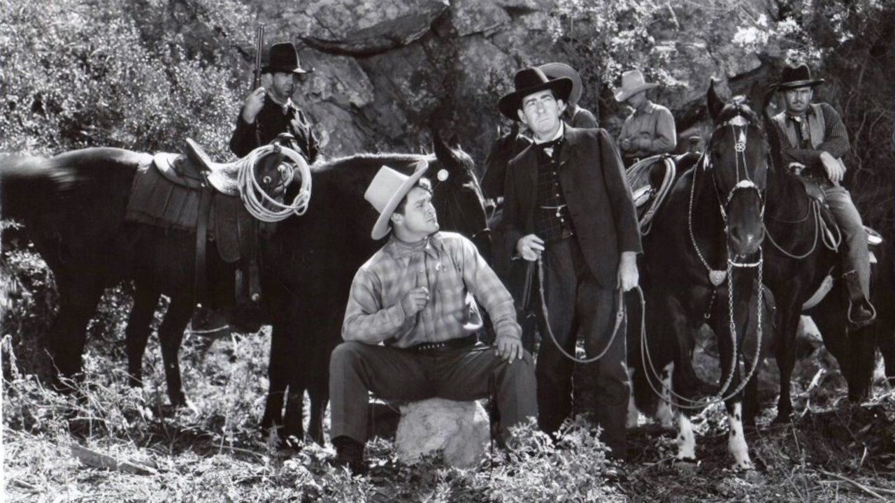 Heritage of the Desert backdrop