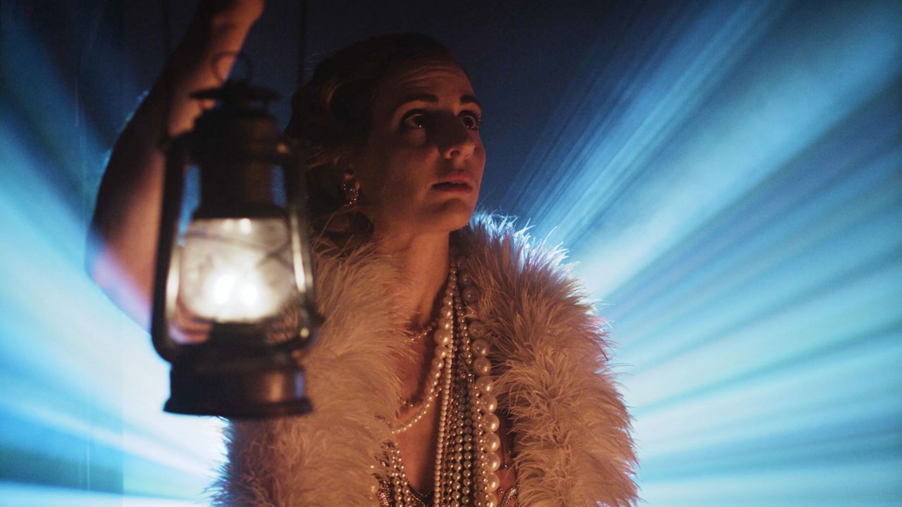 Labyrinth Bang backdrop