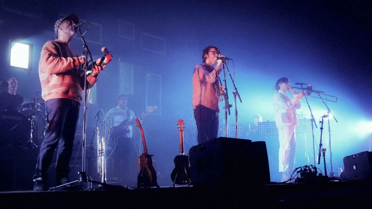 Beirut @ Berlin Tempodrom backdrop