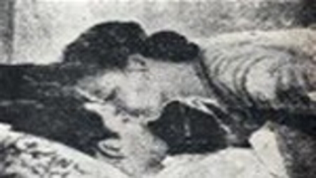 Between Heaven and Earth backdrop