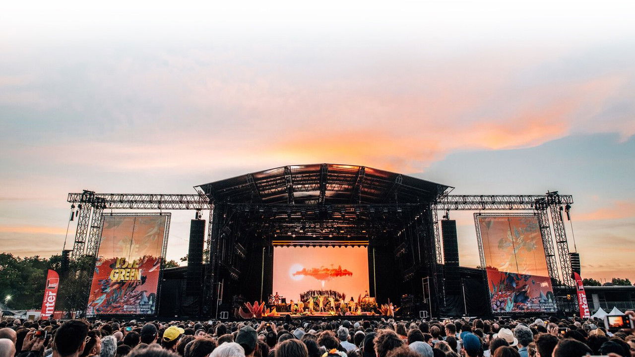 Christine & The Queens - We Love Green backdrop