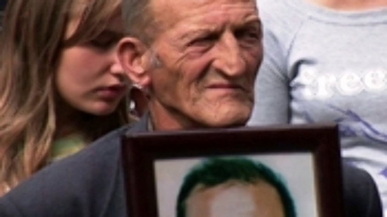 Good Morning, Mitrovica! backdrop