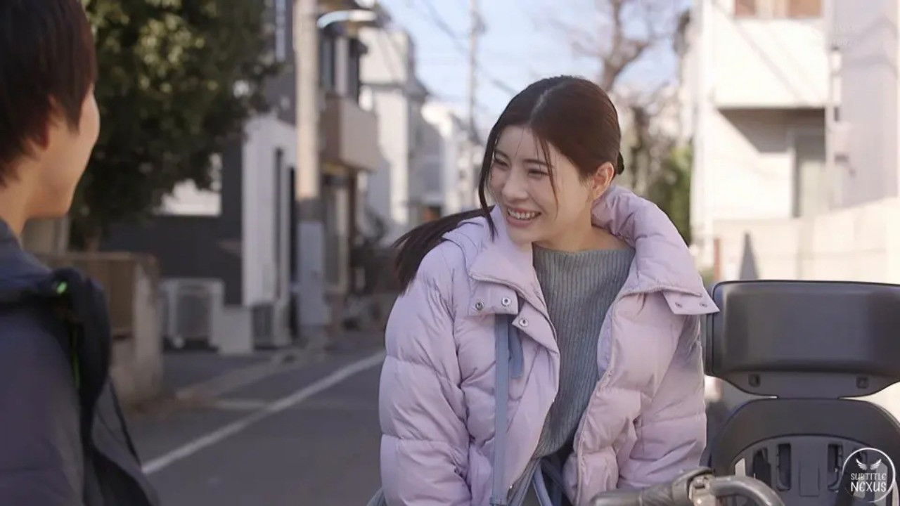 Eight Hours After Dropping Off Her Son at Daycare Until Picking Them Up... A Lustful Wife Has a Non-stop Affair with Her Eldest Son's Soccer Coach backdrop