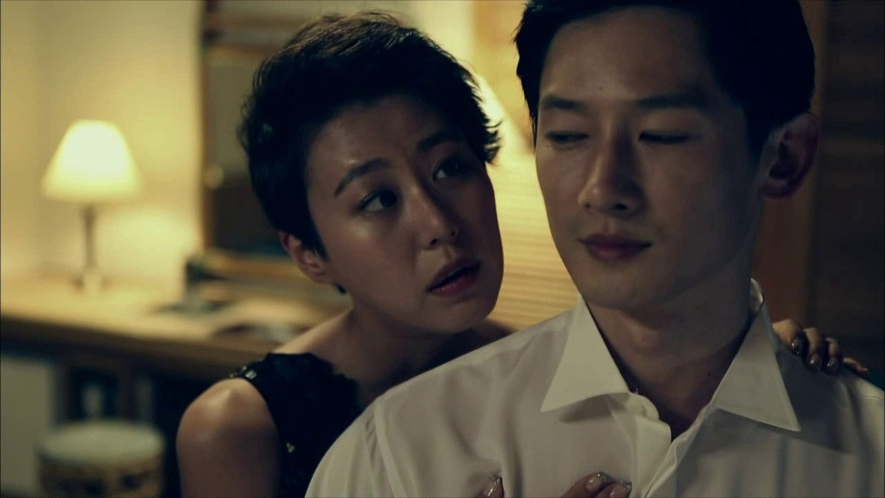 Private Island backdrop