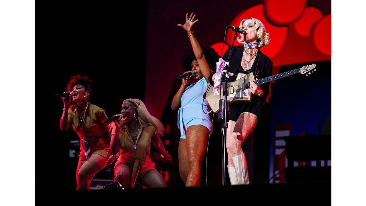 St. Vincent: Life is Beautiful USA 2021 backdrop