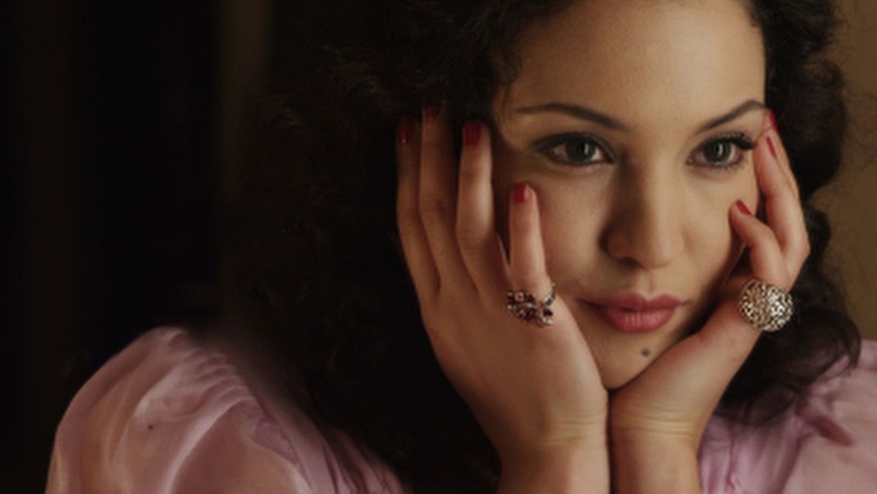 Valse with Asmahan backdrop