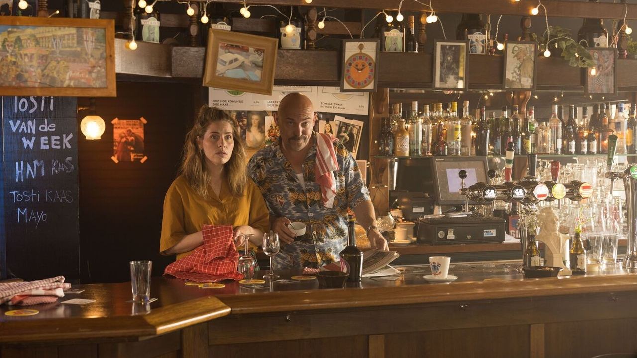 Candy & Bonita backdrop