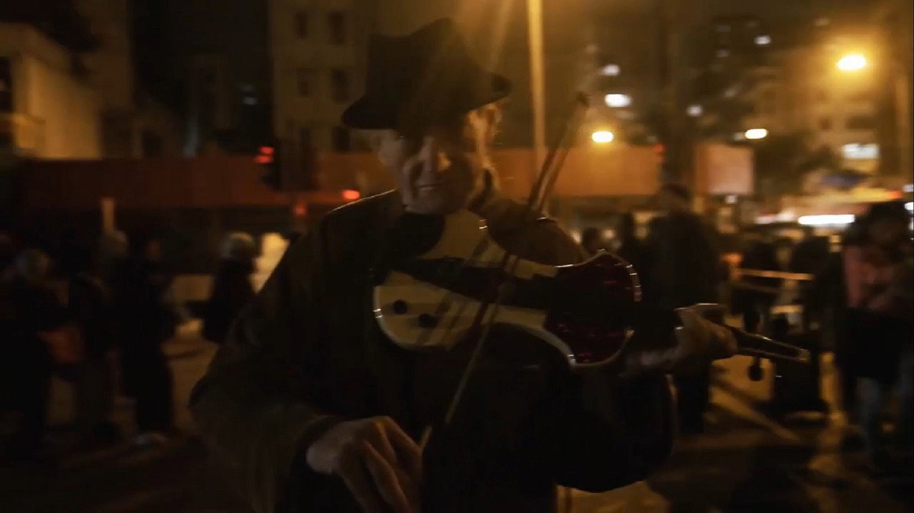 2 or 3 things about the bridge backdrop