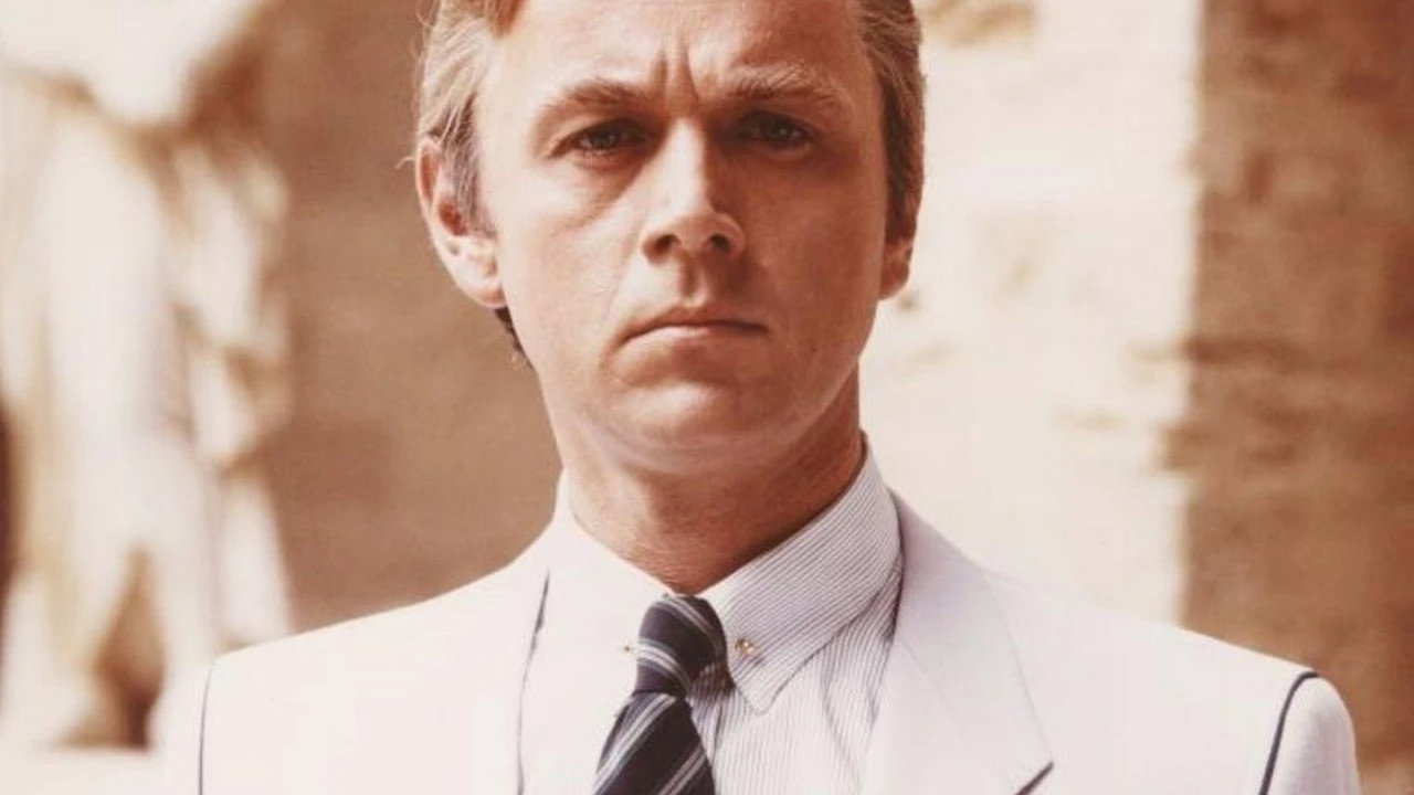 The Dark Side of the Sun backdrop