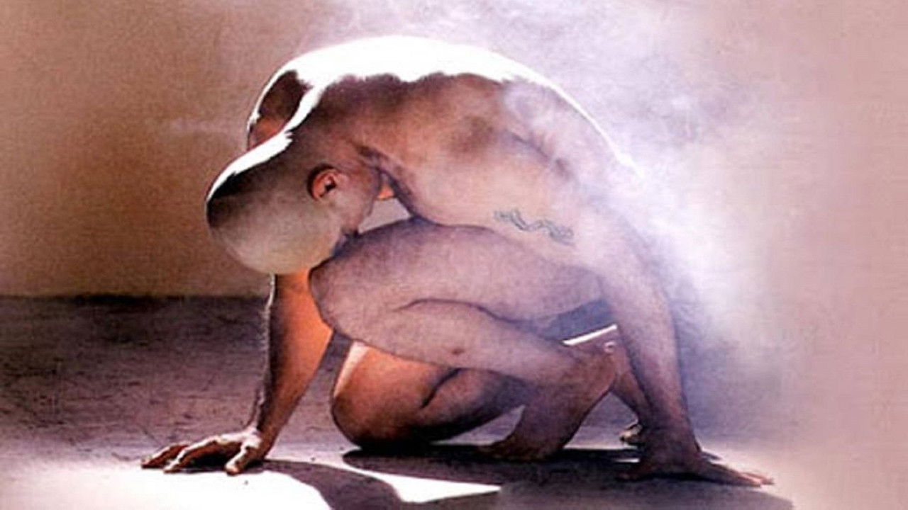 Aalavandhan backdrop