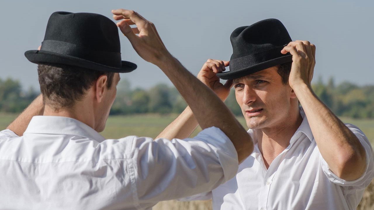 Jiří & Otto Bubeníček backdrop