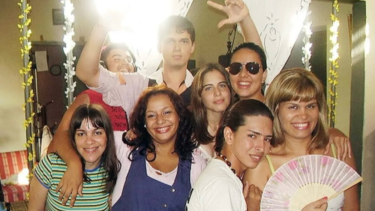 Ai que Vida! backdrop