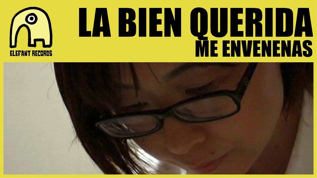 Me envenenas backdrop