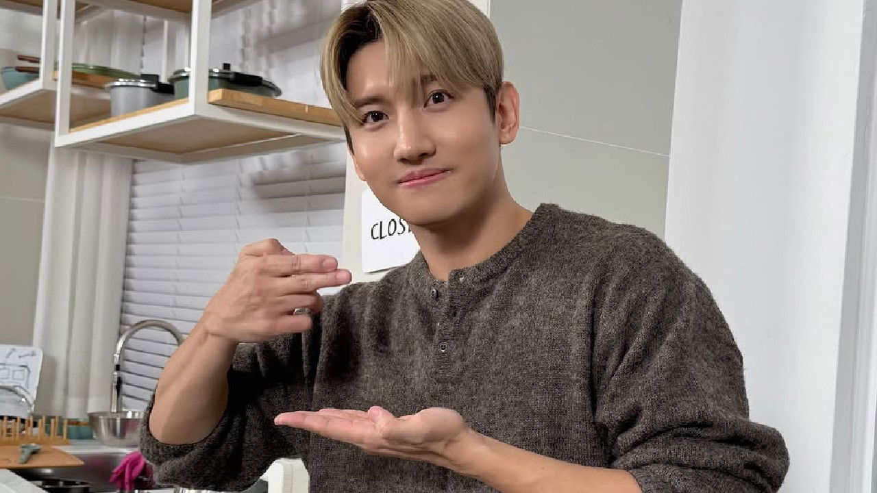 Duckbap House backdrop