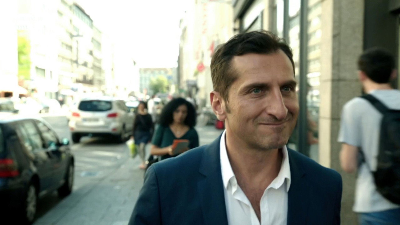 Inspector Pascha backdrop