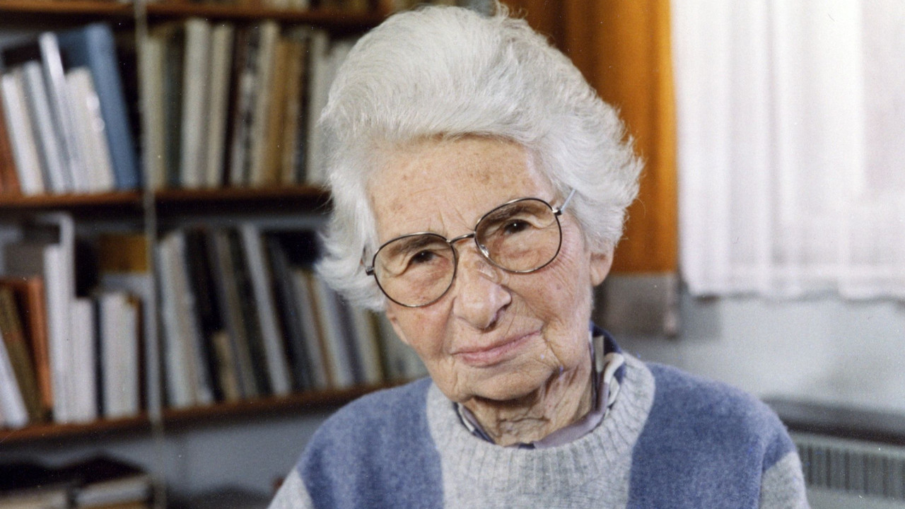 Väter der tausend Sonnen backdrop