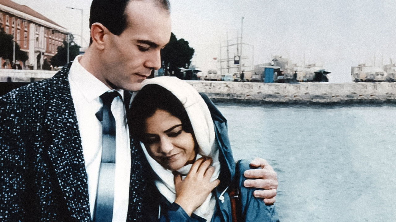 Luísa e os Outros backdrop