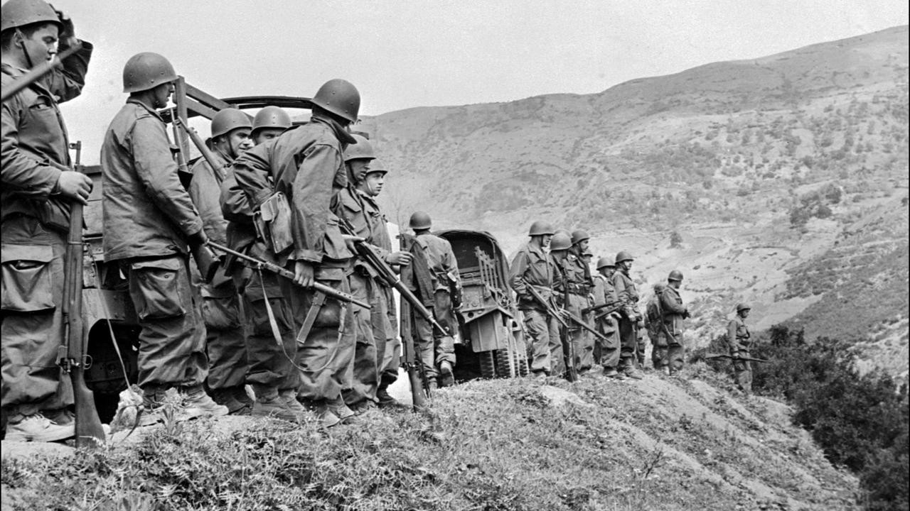 L'Ennemi intime backdrop