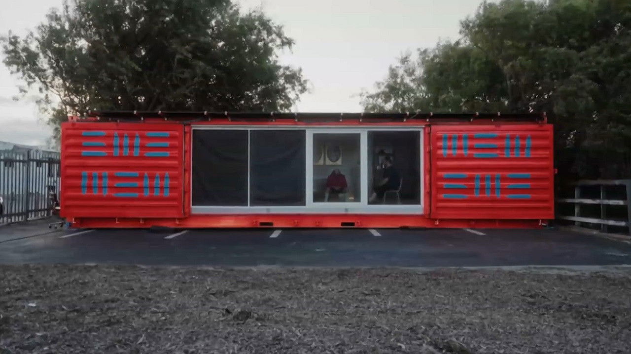 Yopougon - Way Back Home backdrop