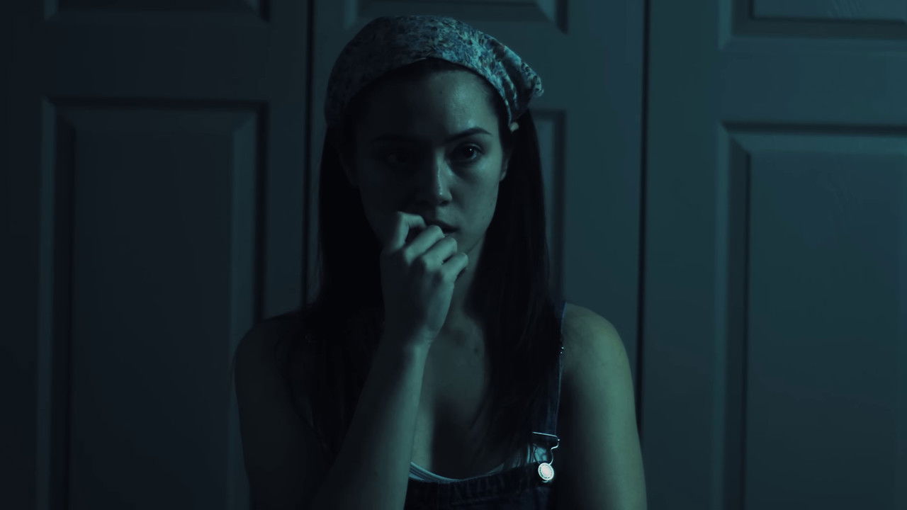 Black Canvas backdrop