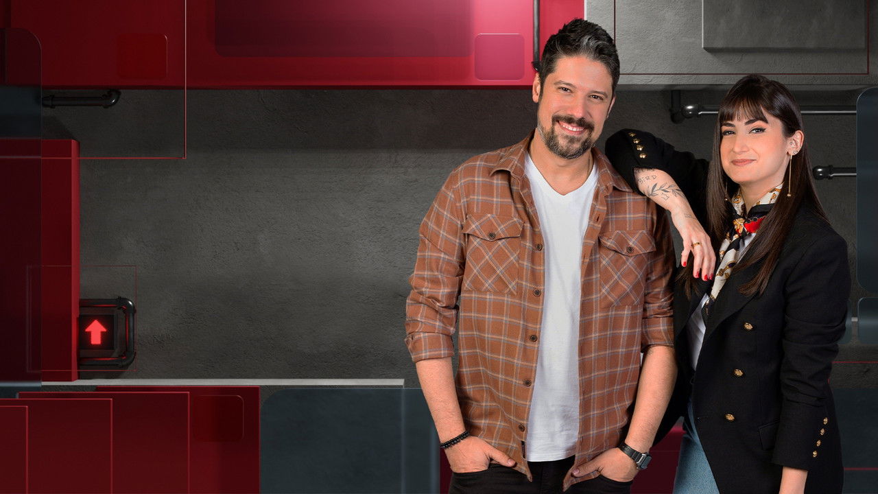 Em Alta CNN backdrop