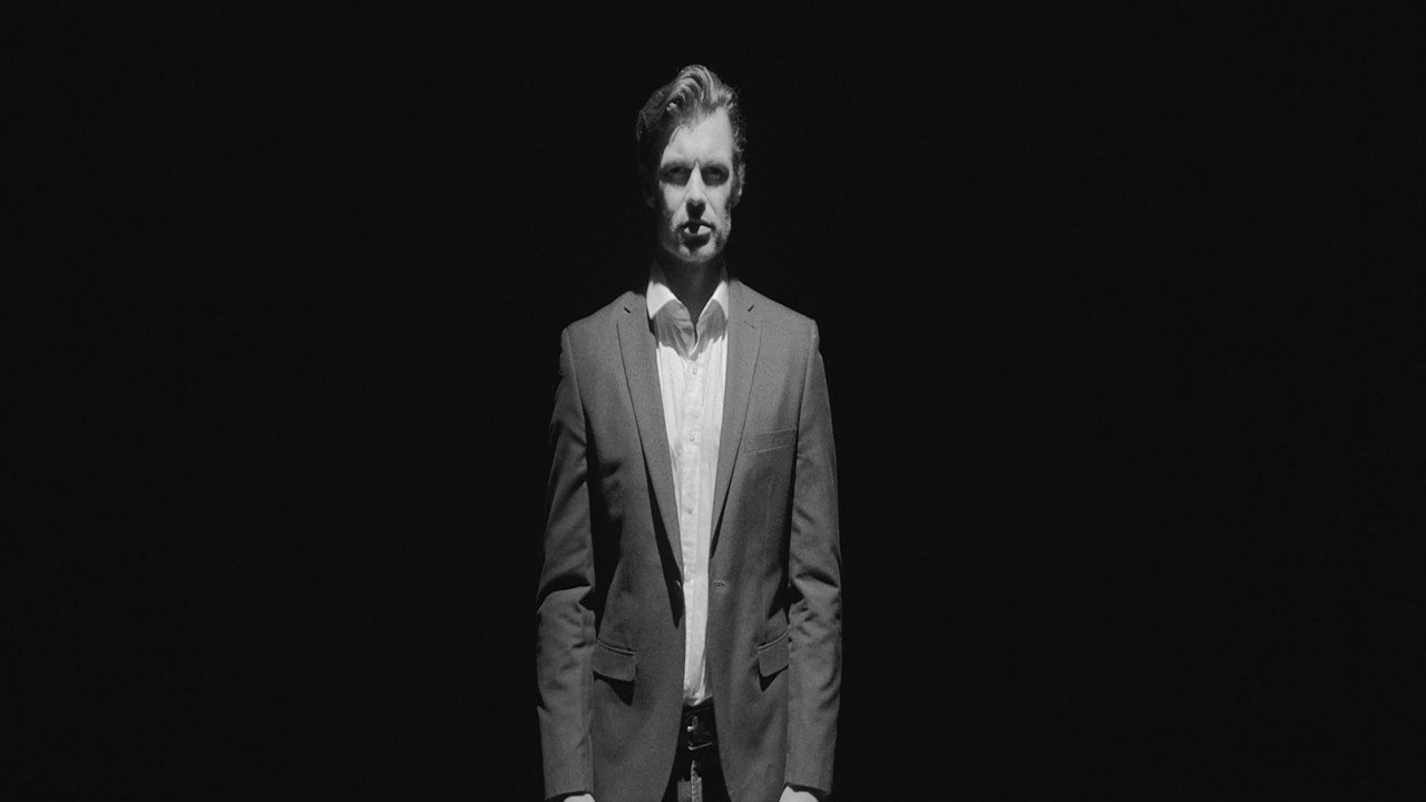 I Catch You backdrop