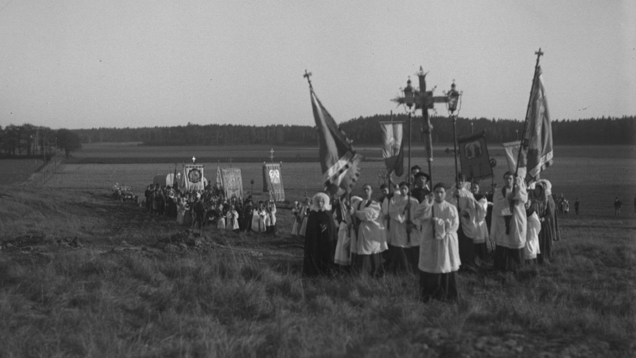 The Pilgrimage to Kevlaar backdrop