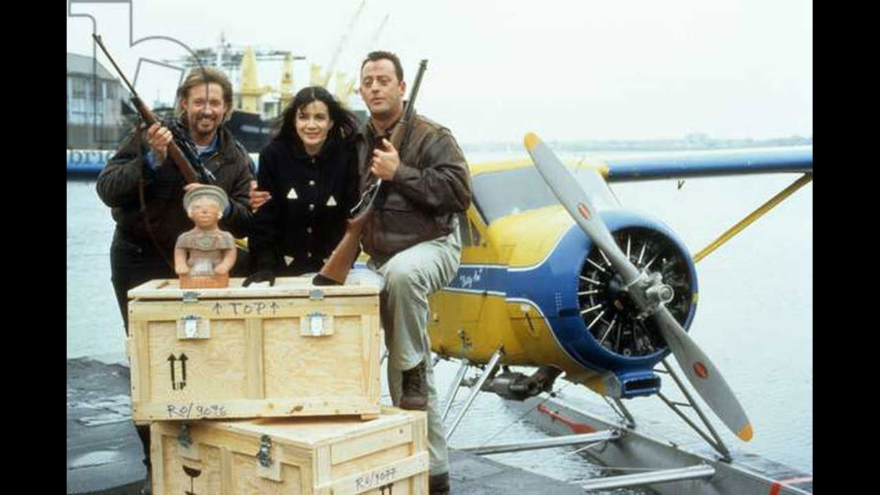 Flight from Justice backdrop