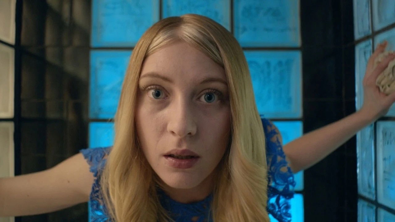 Alice and The Land That Wonders backdrop