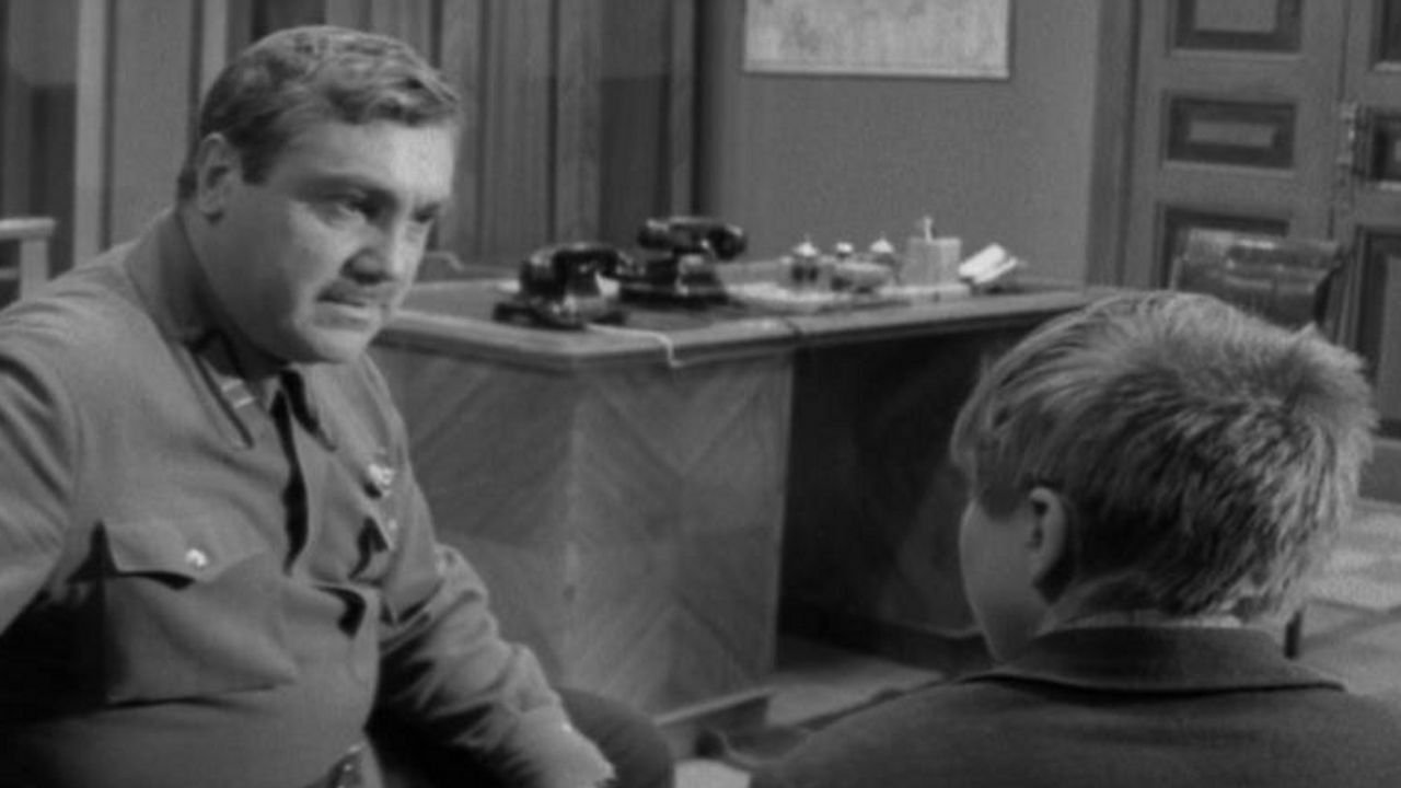 Green Signals backdrop