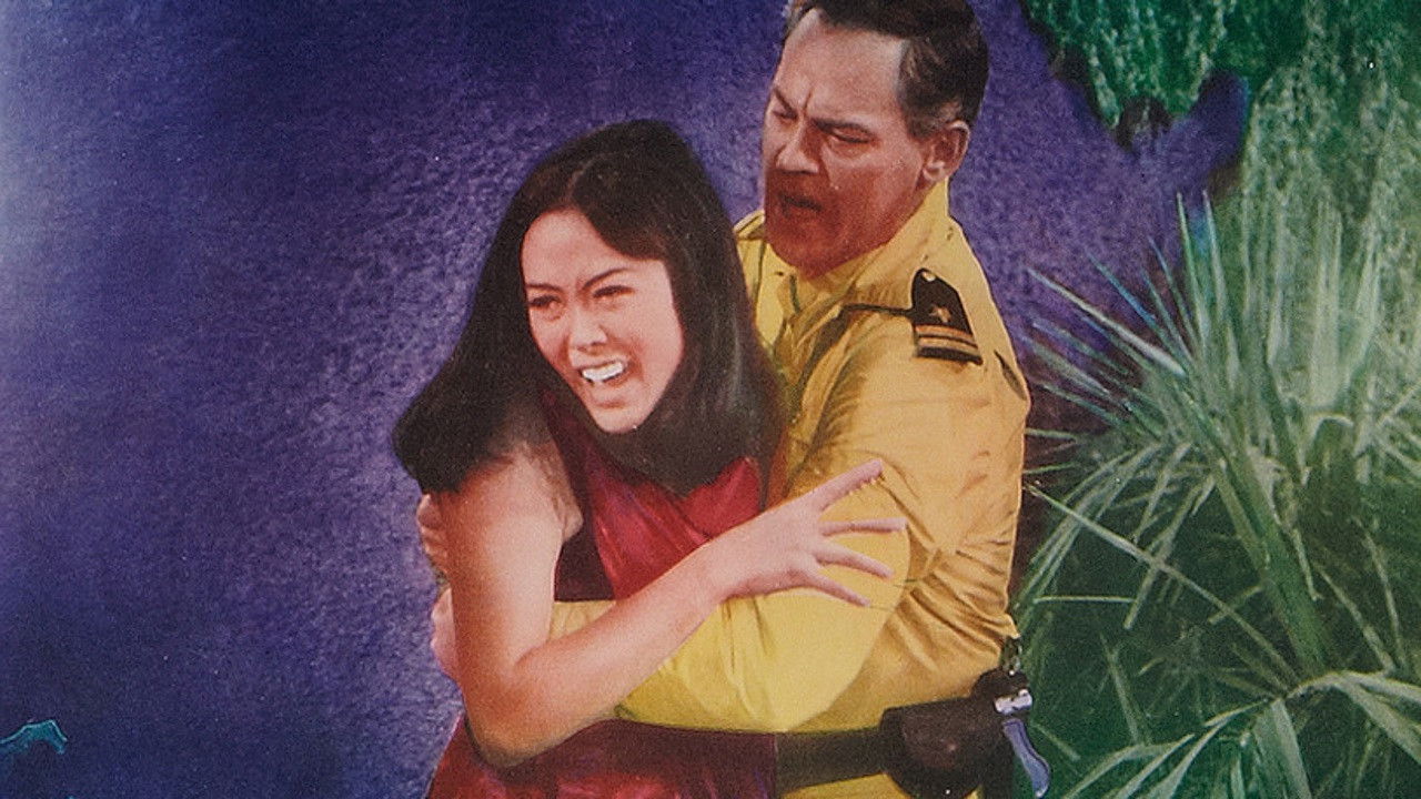 Women of the Prehistoric Planet backdrop