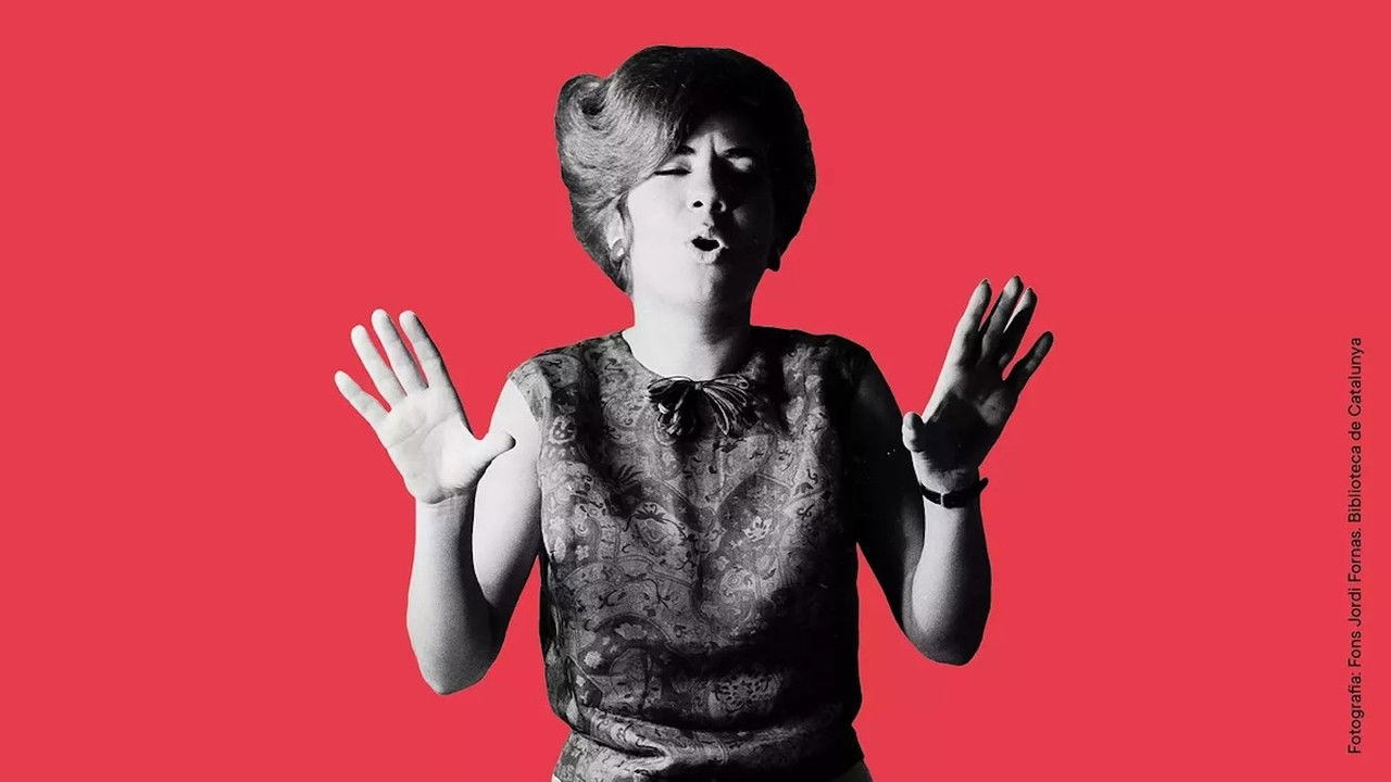 Núria Feliu al Palau backdrop