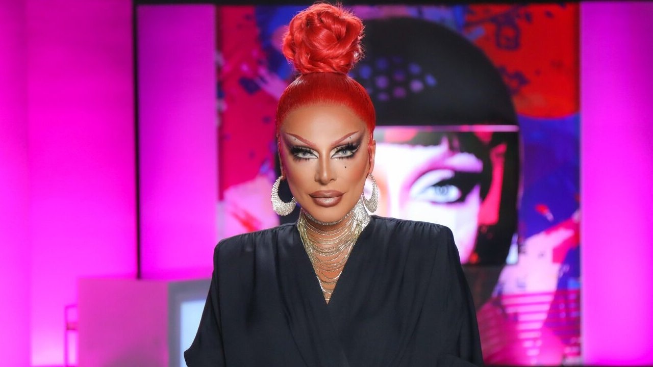 Painted with Raven backdrop