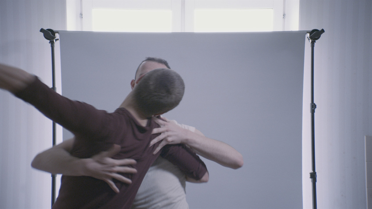 Don't, Kiss. mov backdrop