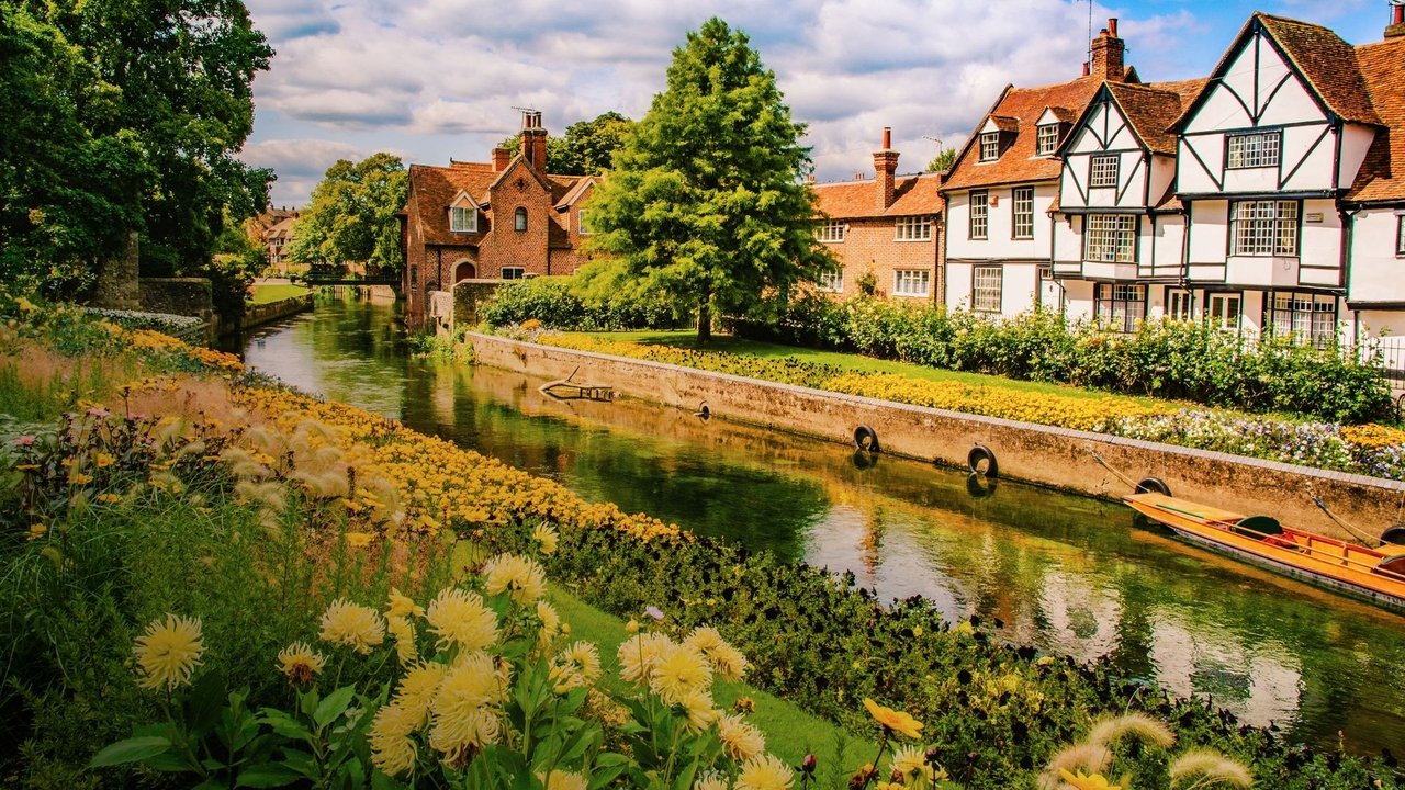 Kent: Garden of England backdrop