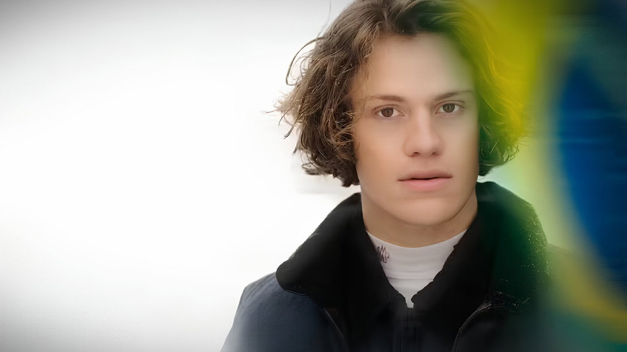 Lucas Pinheiro Braathen: On My Terms backdrop