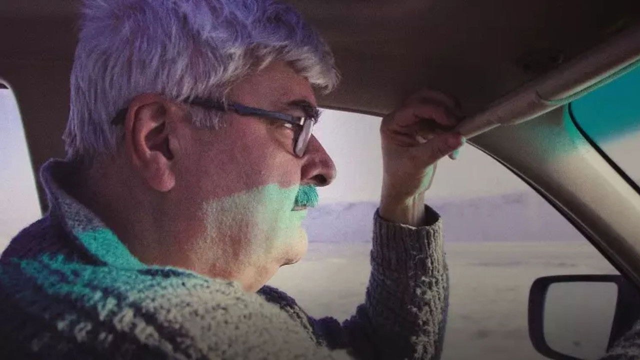 Partiledaren som klev ut ur kylan backdrop