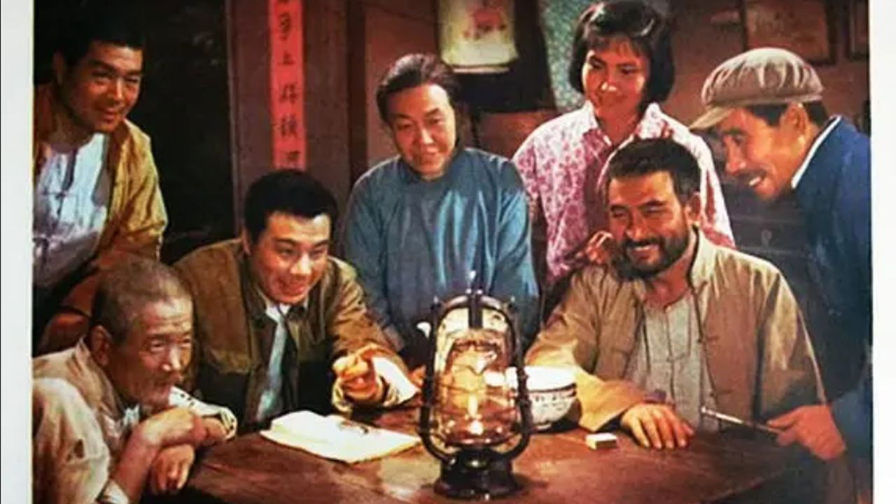 Suo long hu backdrop