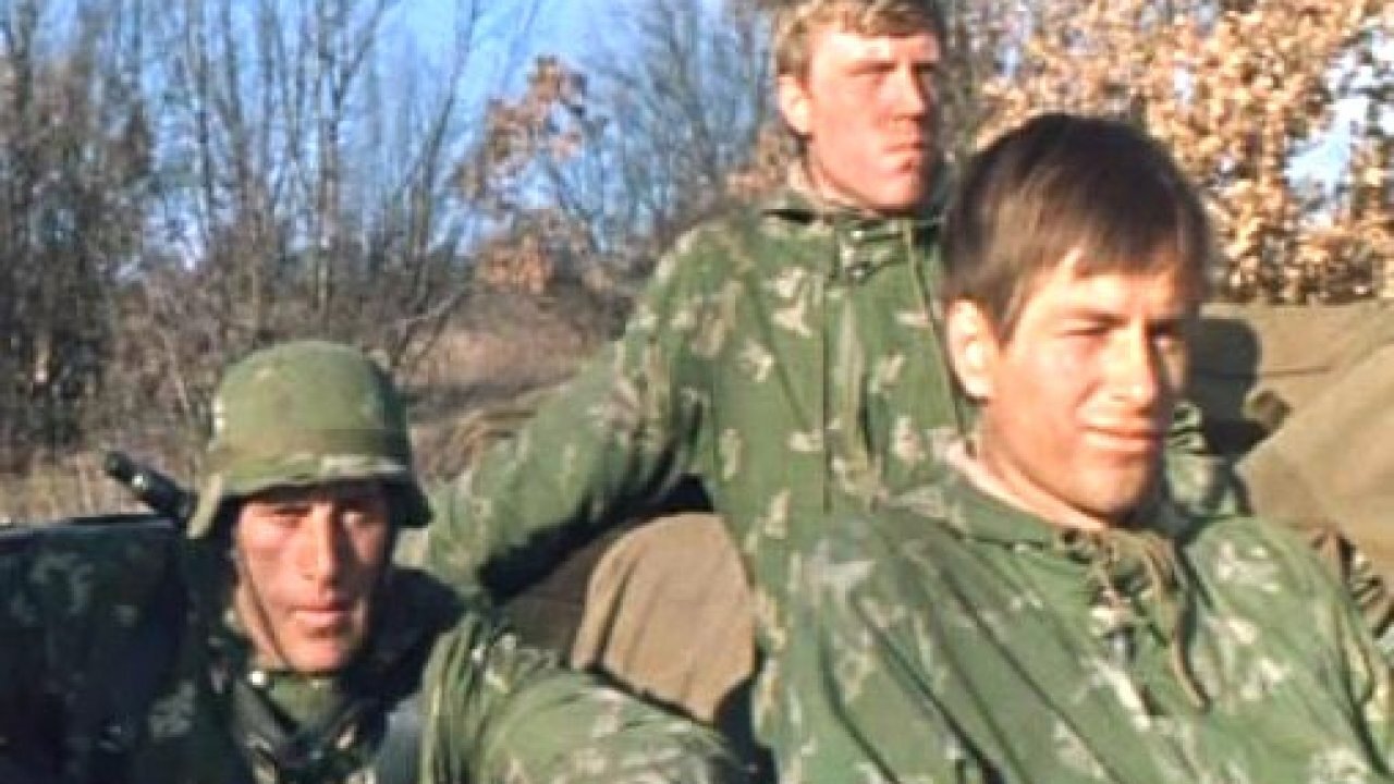 Mercedes Runs Away from the Chase backdrop