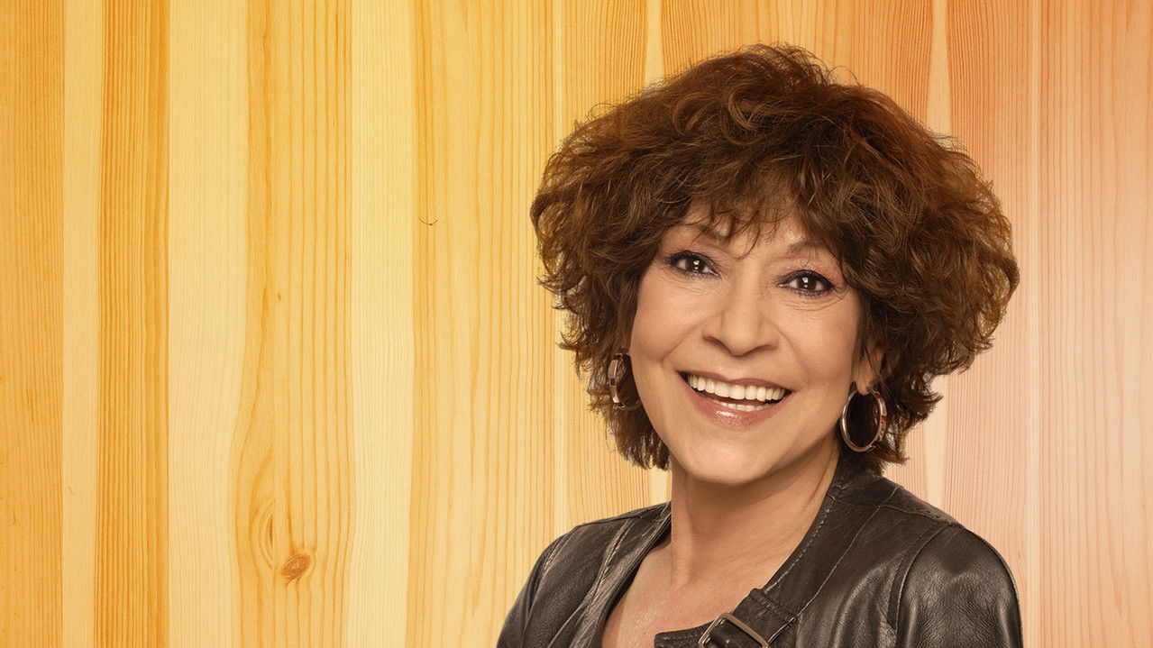 Aquí Nos Tocó Vivir backdrop