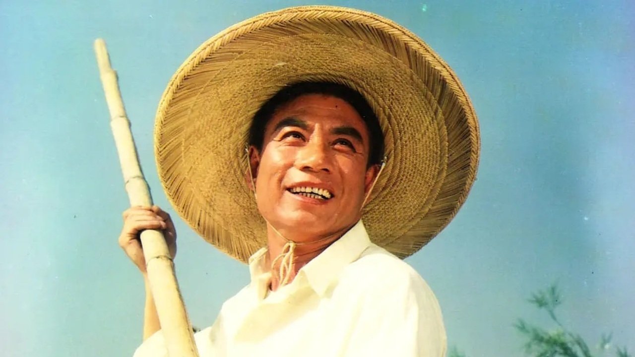 Breaking with Old Ideas backdrop