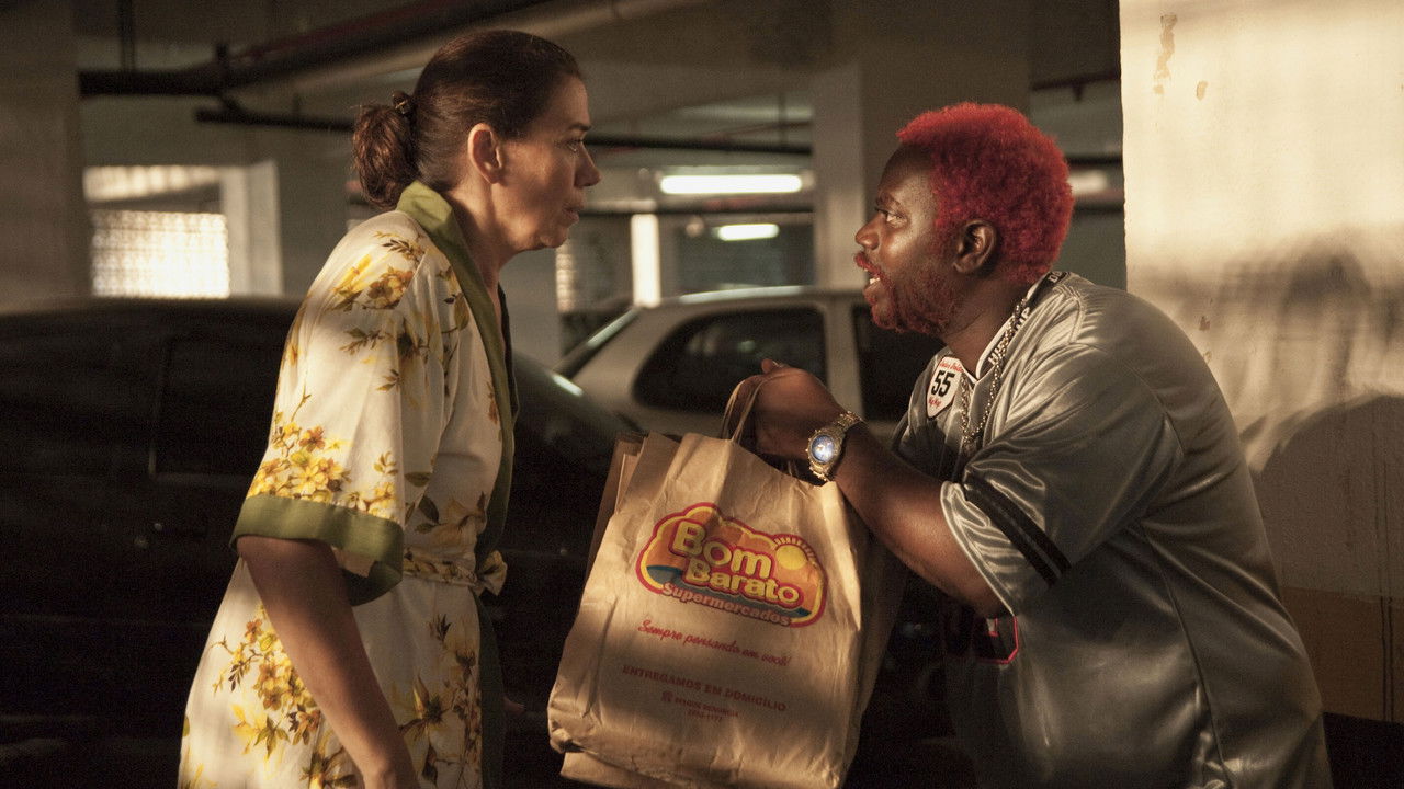 Julio Sumiu backdrop