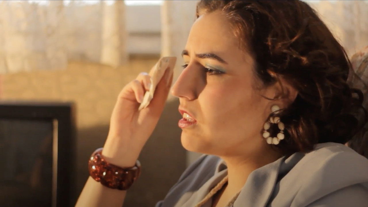 Entre Dos Puertas backdrop