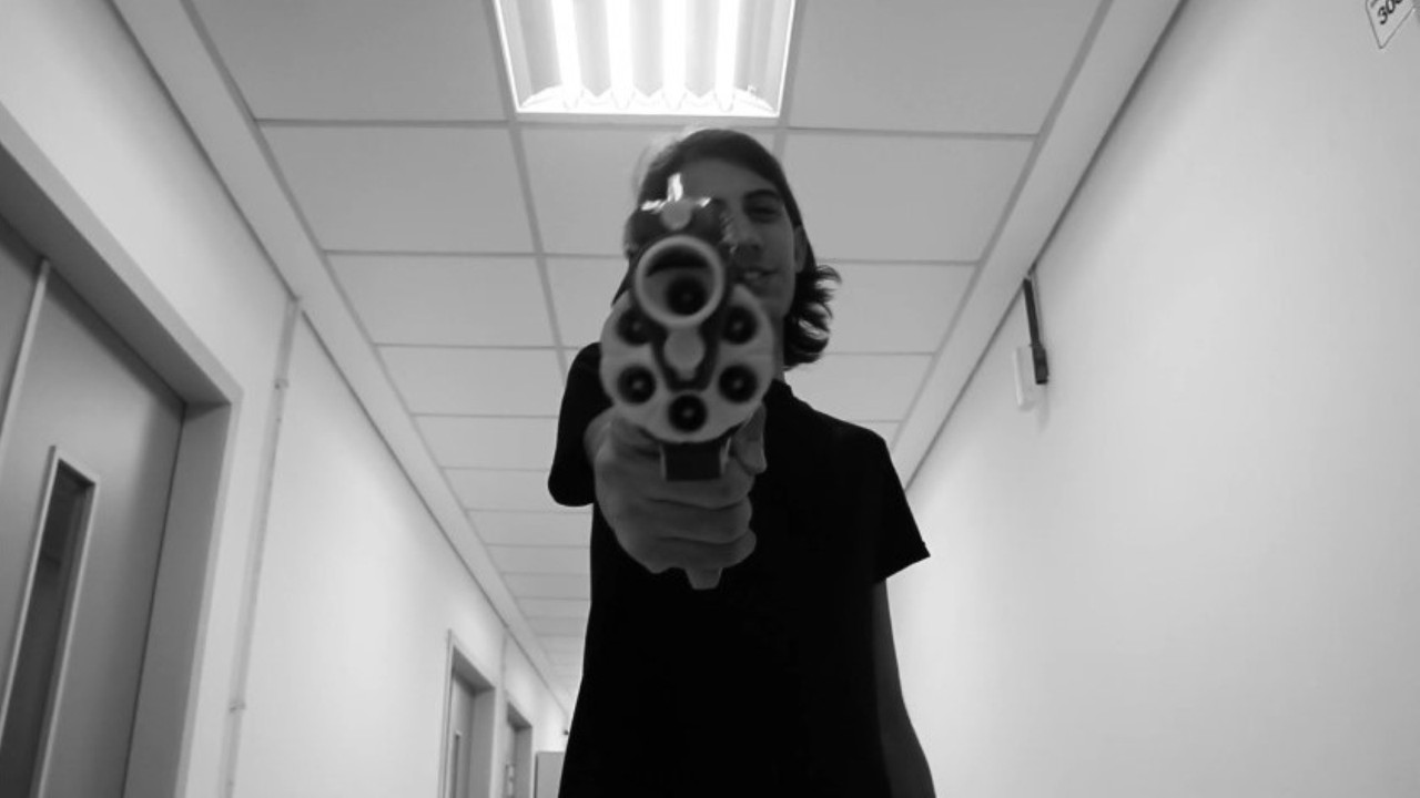 Ouça-me Por Favor backdrop