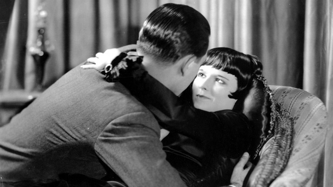 Love 'Em and Leave 'Em backdrop