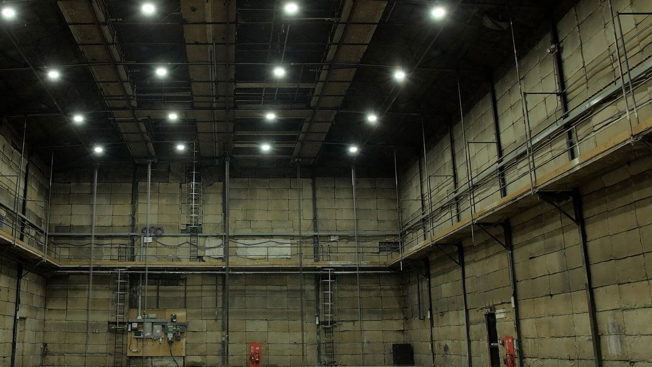 Quiet on Set: The Class Division in the Film Industry? backdrop