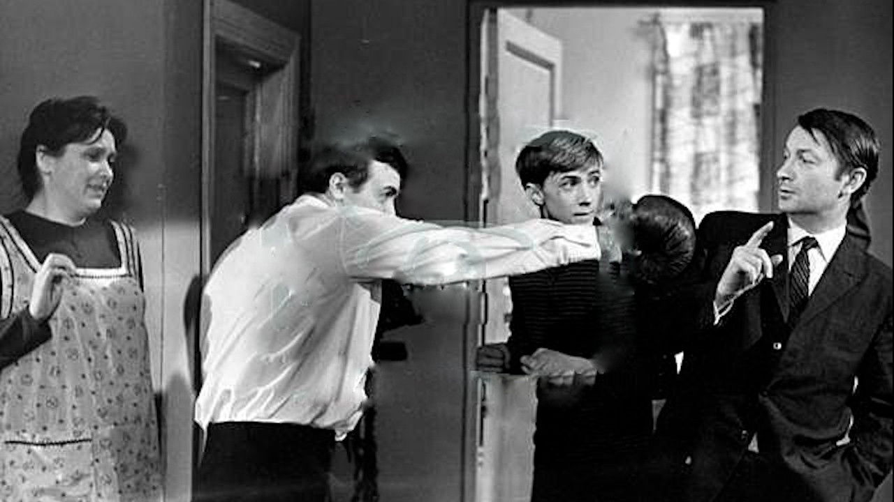 The Gulf Stream backdrop