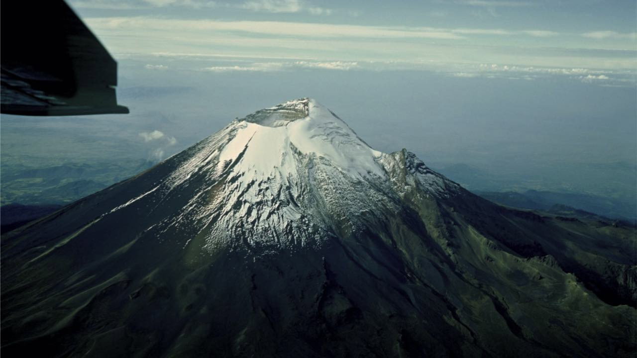 Der Popocatepetl "Ersteigung des 5.393 m hohen Berges backdrop