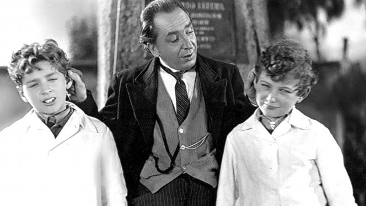 Maestro Levita backdrop