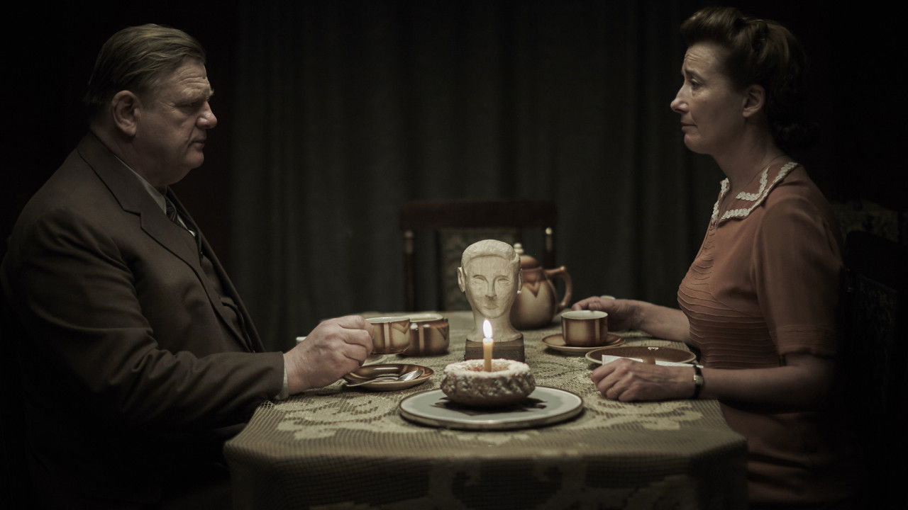 Alone in Berlin backdrop